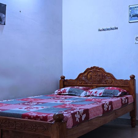 Guru Krupa Home Stay Tiruvannāmalai Екстериор снимка