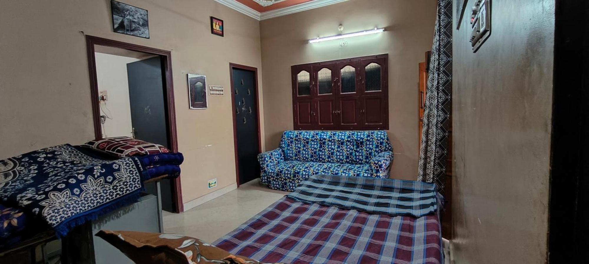Guru Krupa Home Stay Tiruvannāmalai Екстериор снимка